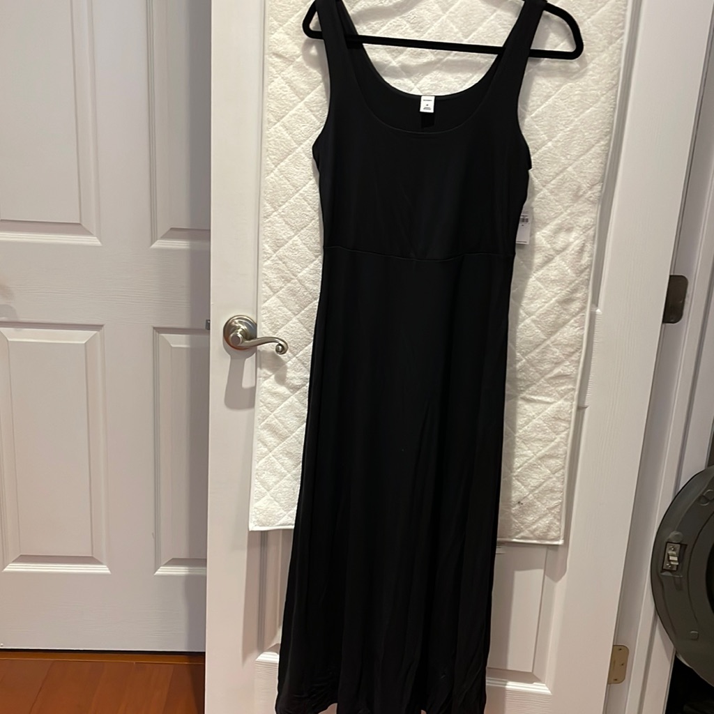 Old Navy Black Sleeveless Maxi Dress